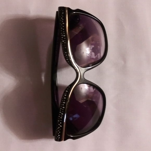 Accessories - Stylish Sunglasses